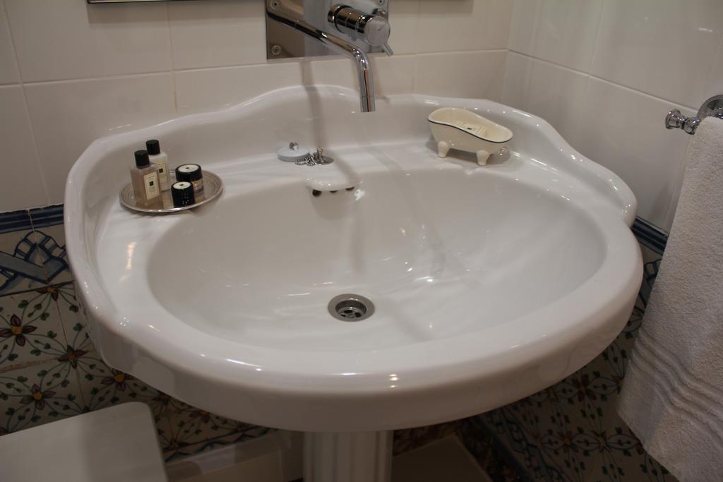 Lisbon Downtown Inn Eksteriør billede